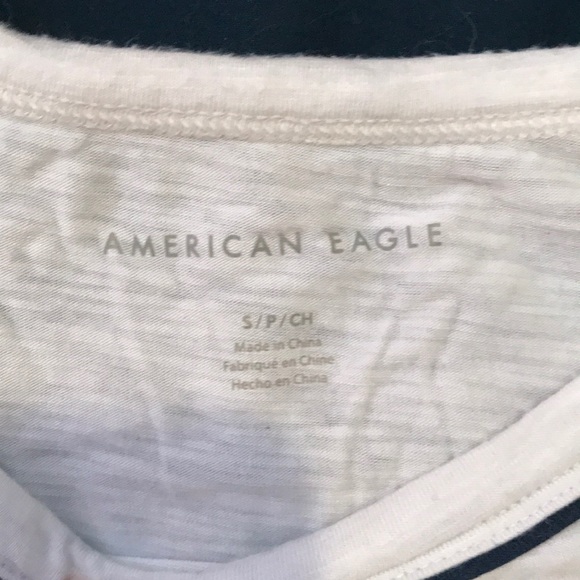 plain white fashionable tee with black ring neck - Picture 2 of 5